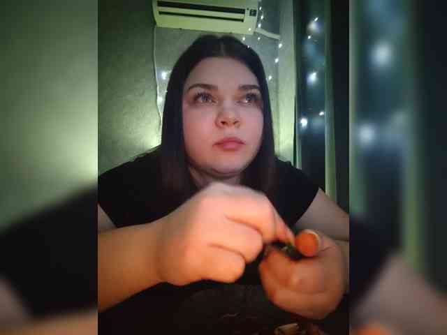 Karina-15 webcam