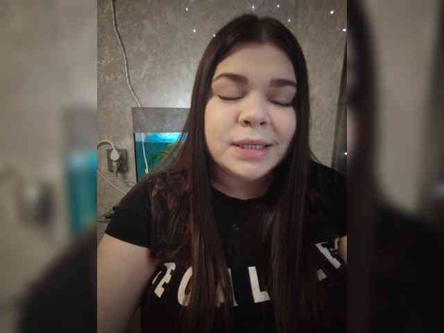 Karina-15 webcam