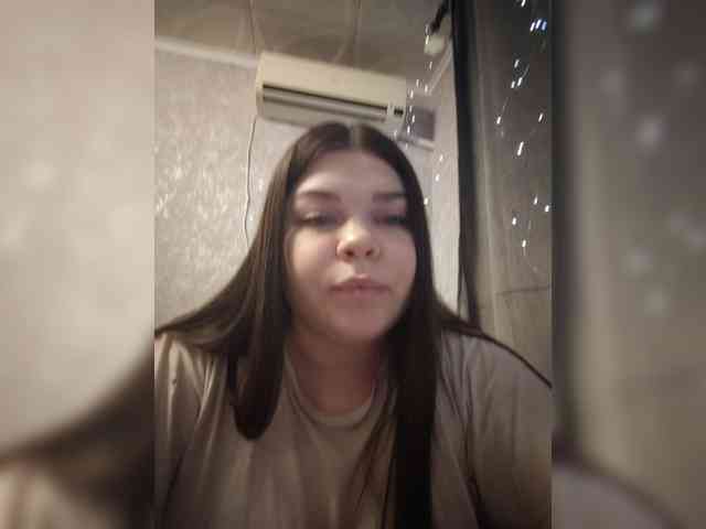 Karina-15 webcam