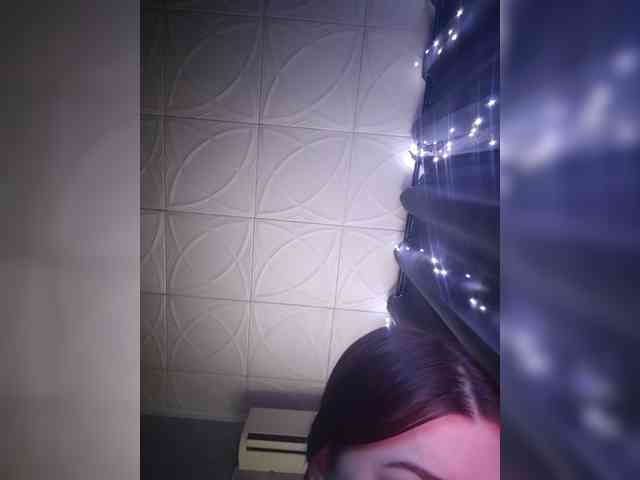 Karina-15 webcam