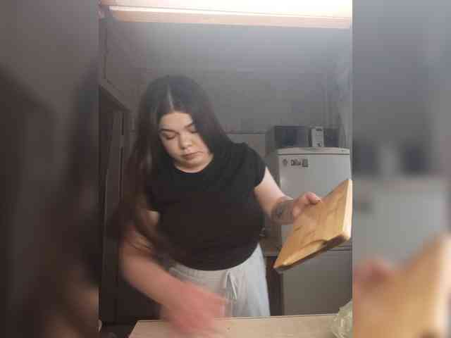 Karina-15 webcam