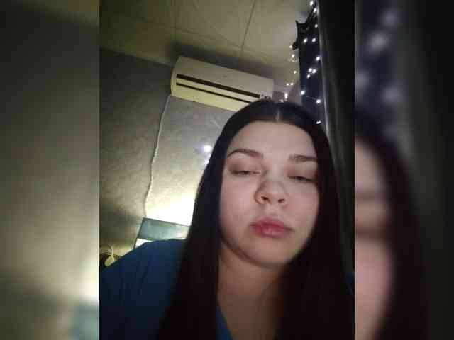 Karina-15 webcam