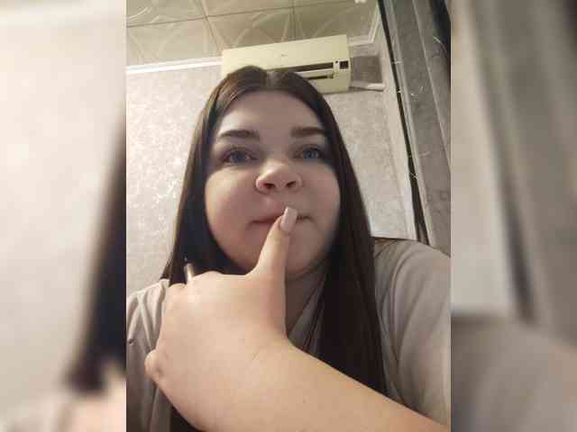 Karina-15 webcam