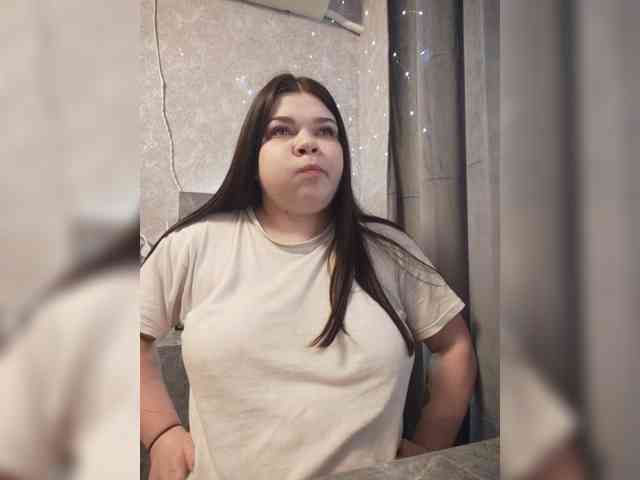 Karina-15 webcam