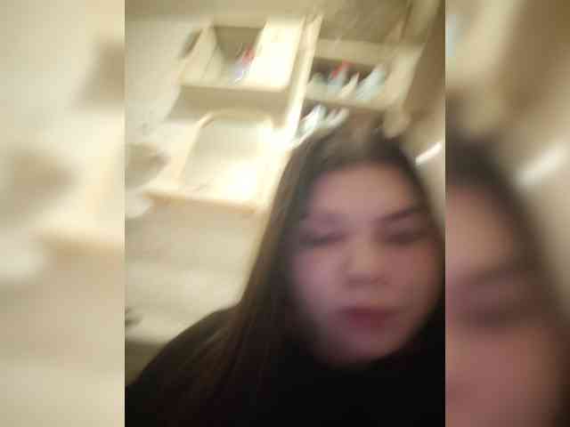 Karina-15 webcam