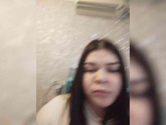 Karina-15 webcam