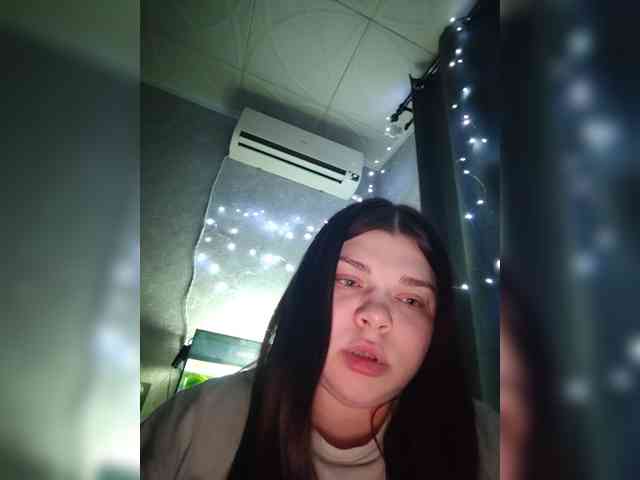 Karina-15 webcam