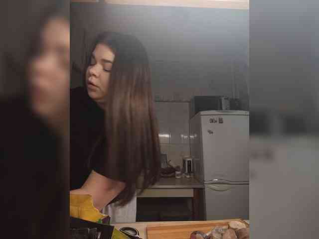 Karina-15 webcam