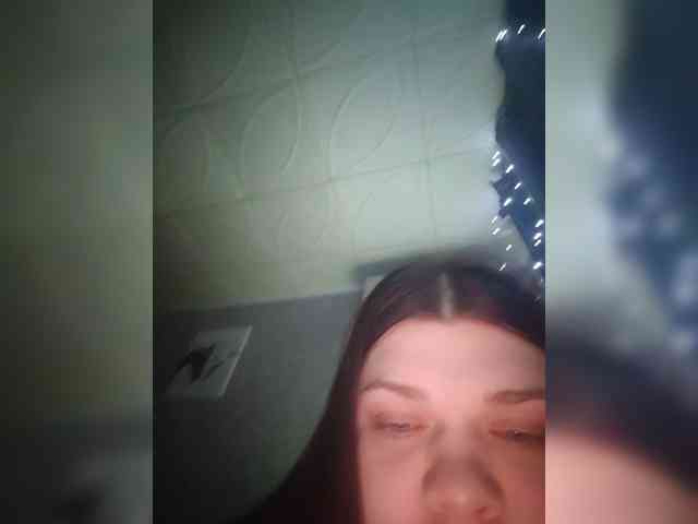 Karina-15 webcam