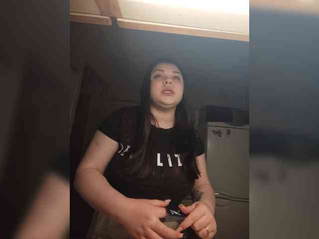 Karina-15 webcam