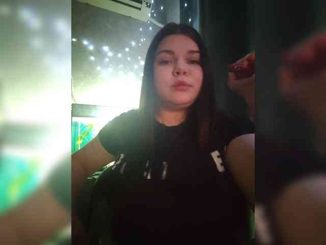 Karina-15 webcam