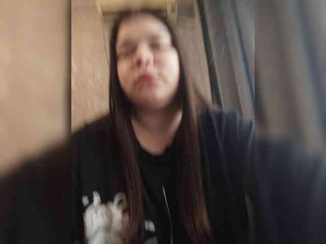 Karina-15 webcam