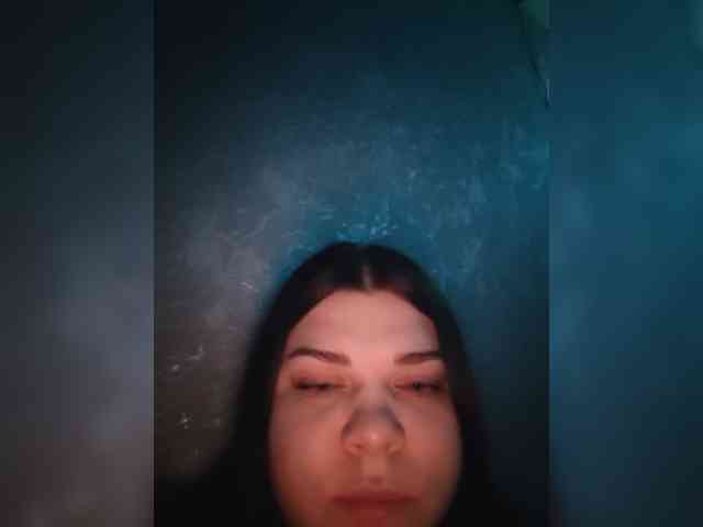 Karina-15 webcam