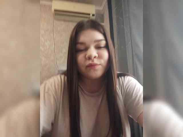 Karina-15 webcam