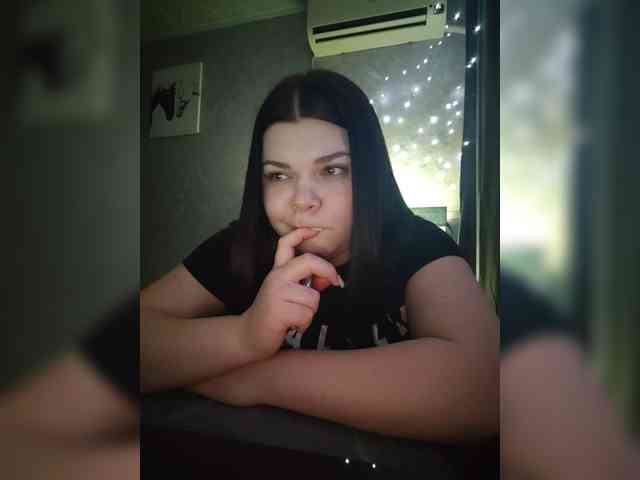 Karina-15 webcam
