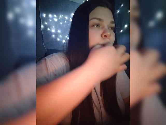 Karina-15 webcam
