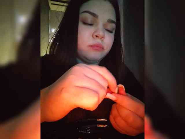 Karina-15 webcam