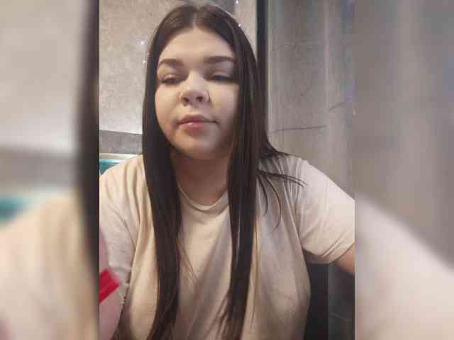 Karina-15 webcam