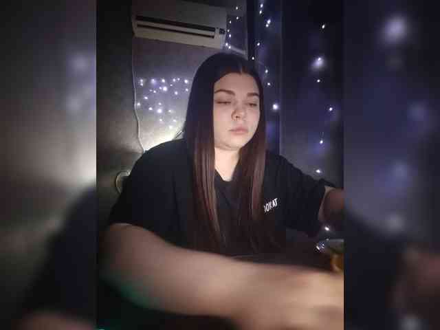 Karina-15 webcam