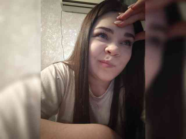 Karina-15 webcam