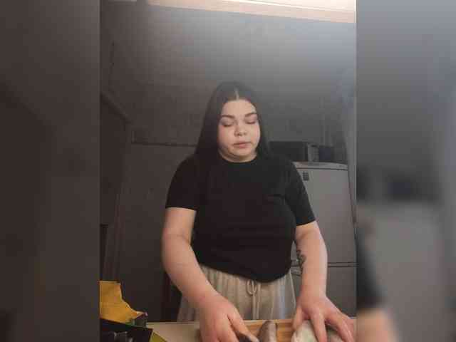 Karina-15 webcam