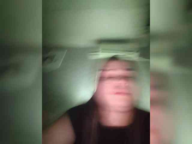 Karina-15 webcam