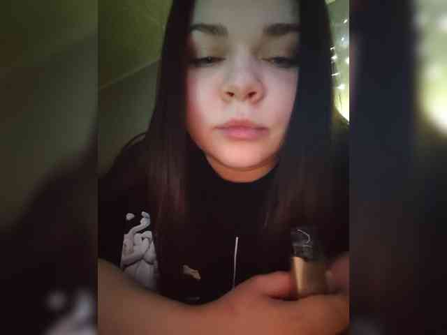 Karina-15 webcam