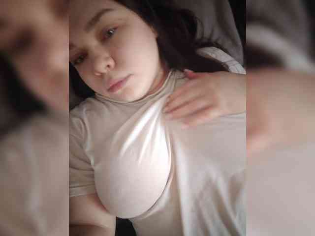 Karina-15 webcam