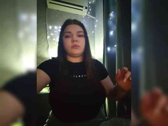 Karina-15 webcam