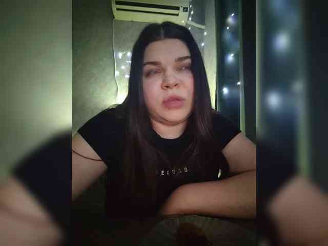 Karina-15 webcam