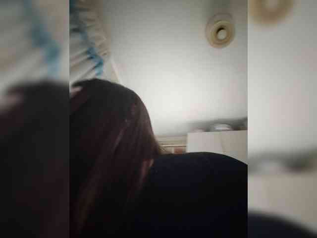 Karina-15 webcam