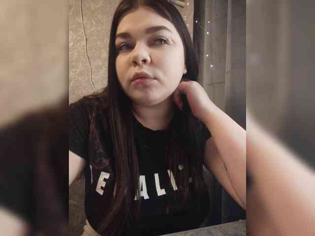 Karina-15 webcam