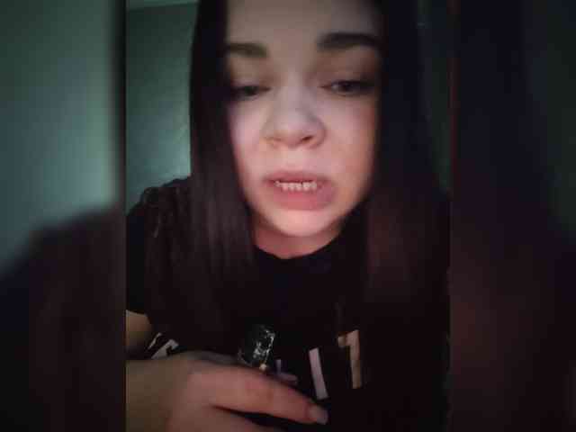 Karina-15 webcam