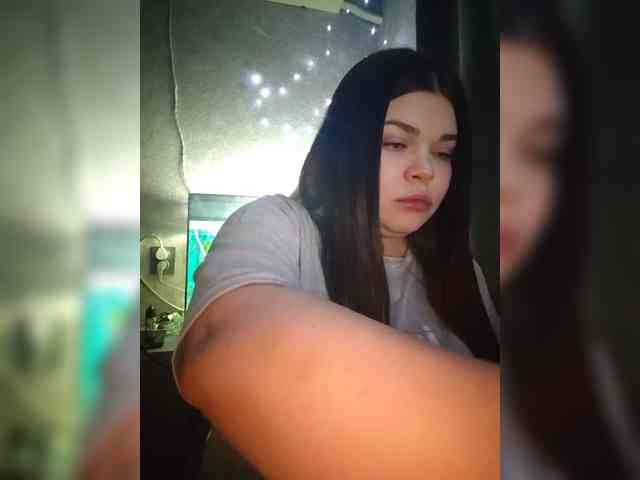 Karina-15 webcam