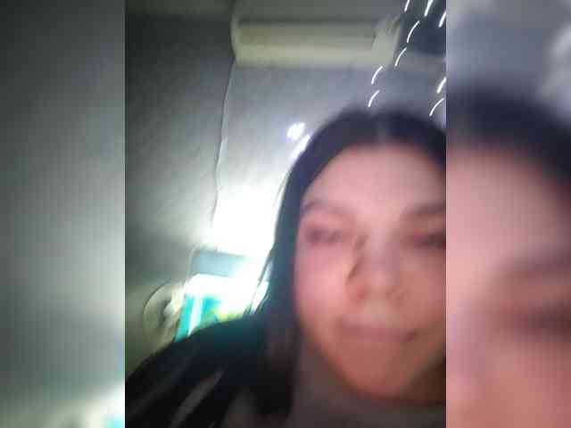Karina-15 webcam