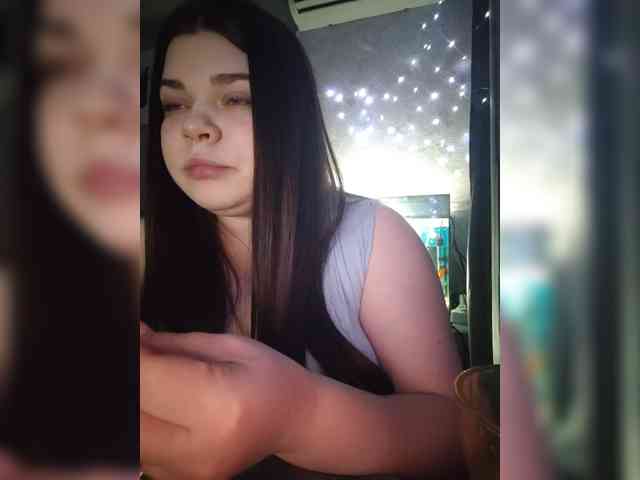 Karina-15 webcam