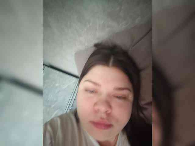 Karina-15 webcam