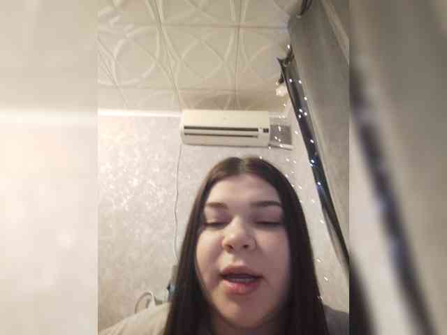 Karina-15 webcam