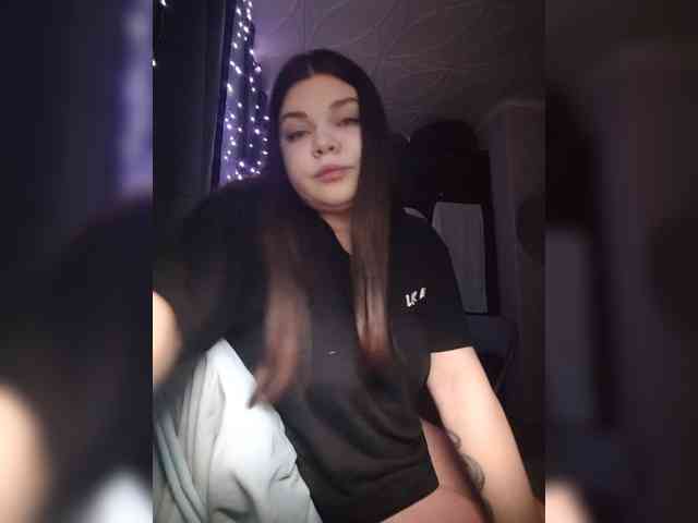 Karina-15 webcam