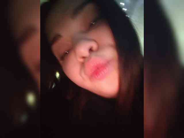 Karina-15 webcam