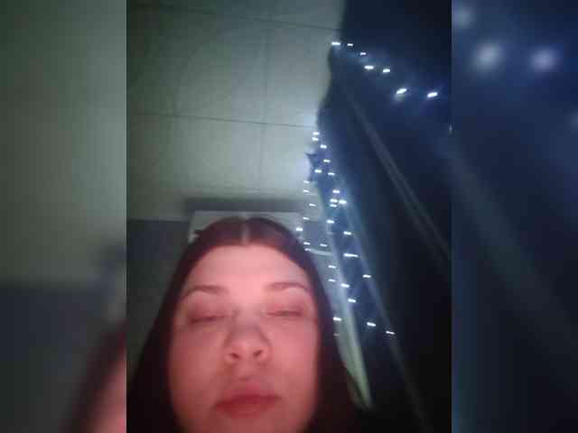 Karina-15 webcam