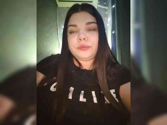 Karina-15 webcam