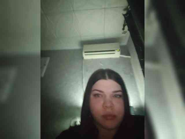Karina-15 webcam