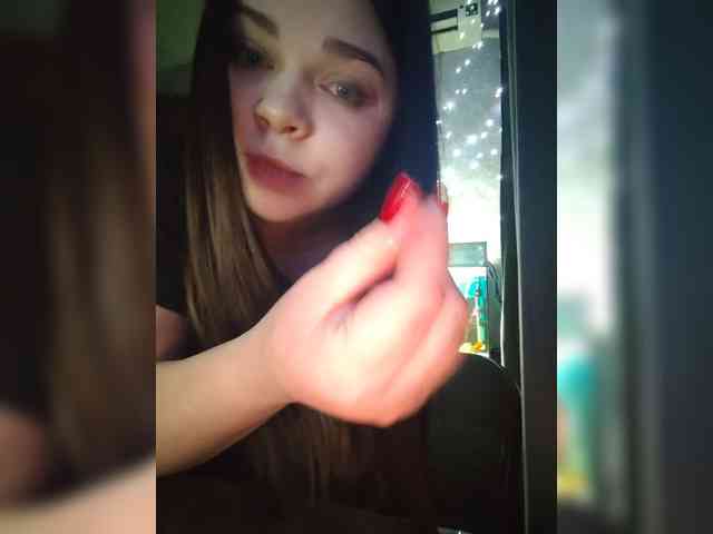 Karina-15 webcam