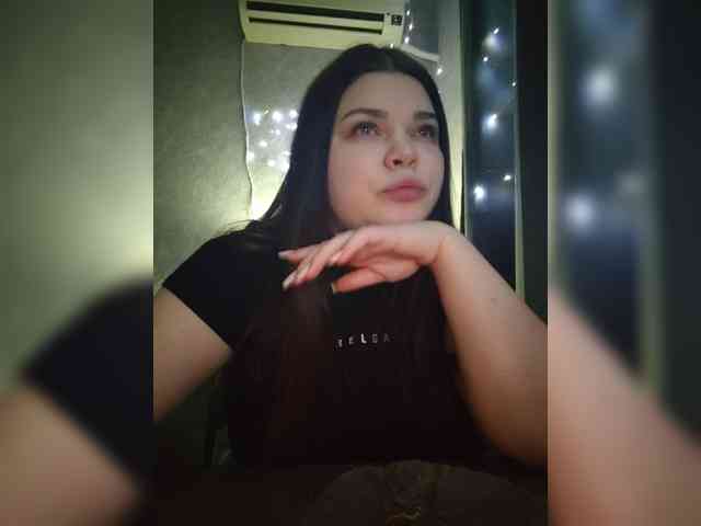 Karina-15 webcam