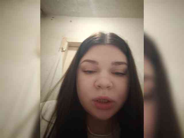 Karina-15 webcam