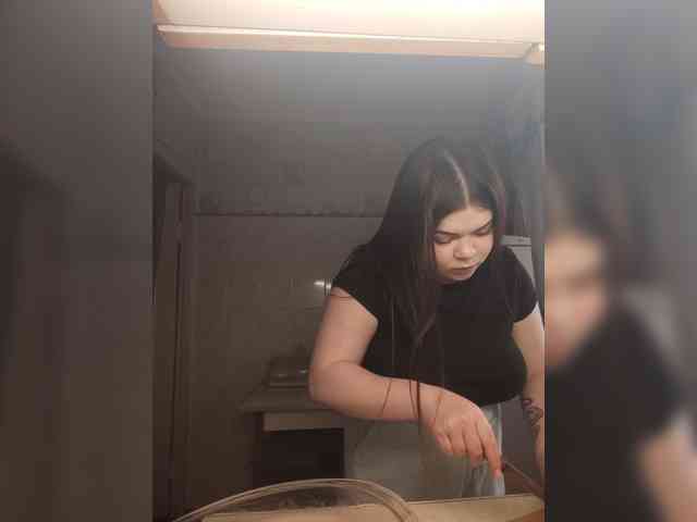 Karina-15 webcam