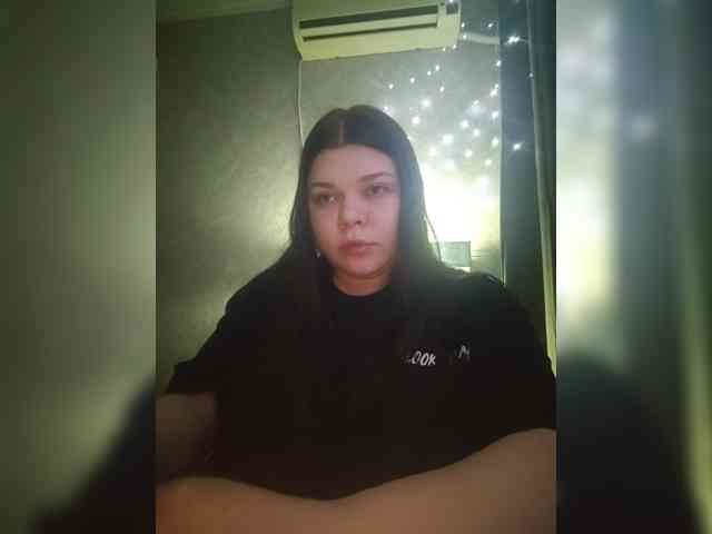 Karina-15 webcam