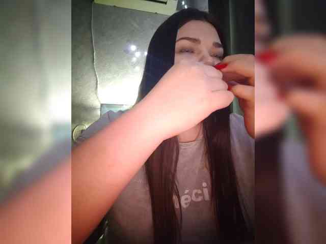 Karina-15 webcam