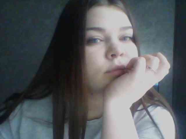 Karina-15 webcam